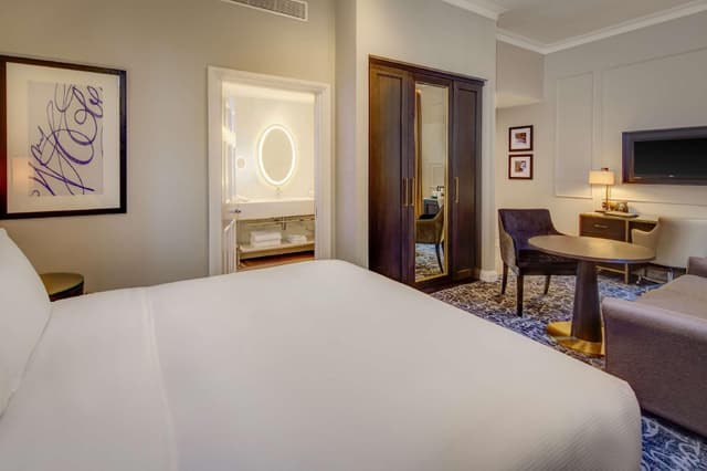 DOUBLE DELUXE GUEST ROOM