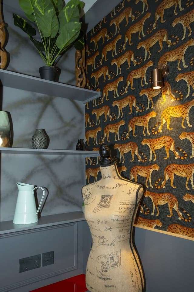 Suite, Ensuite (The Hygge Suite)