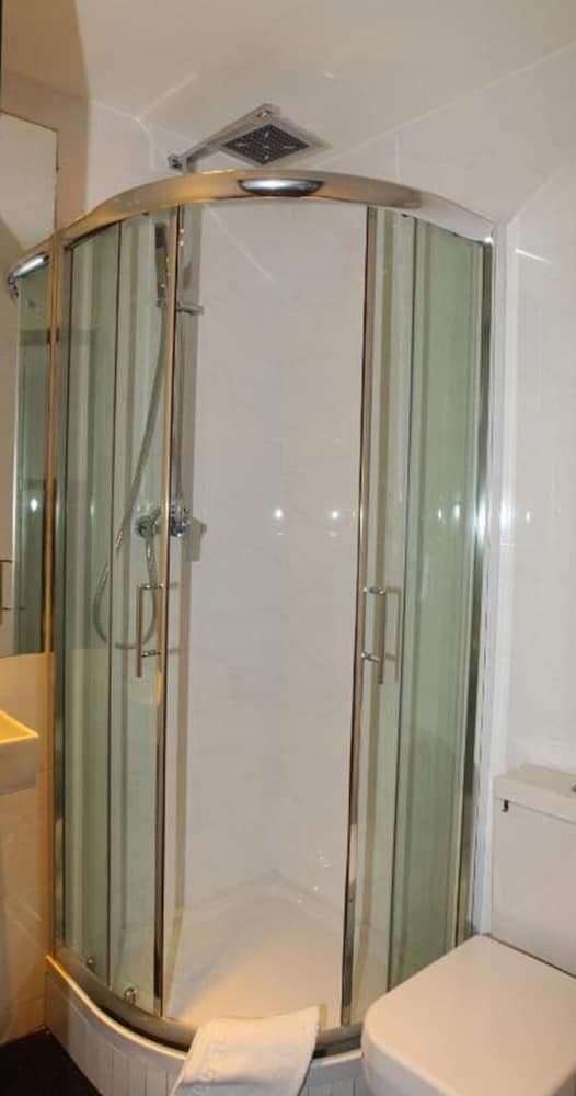 Ensuite Double Room