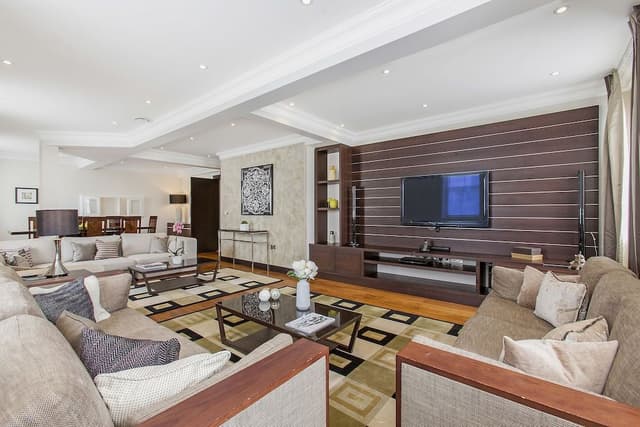 Penthouse Suite, Four Bedrooms Apartment