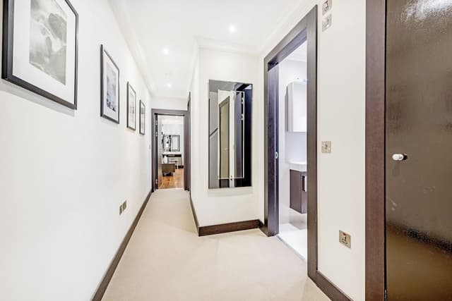 Superior Apartment, 2 Bedrooms, 1 Bathroom
