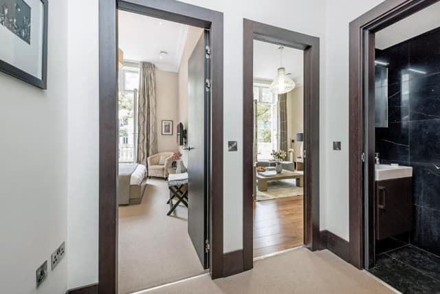 Executive One Bedroom Apartment with Balcony