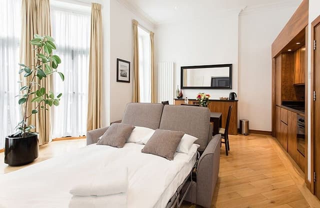Presidential Suite, Balcony