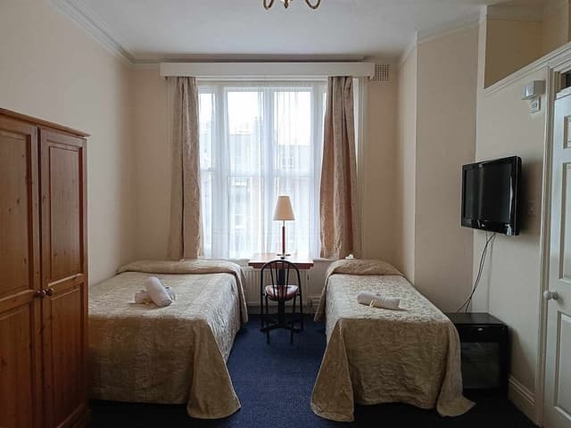 Suite, Ensuite