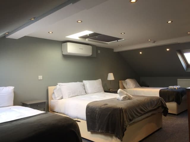 Deluxe Quadruple Room, Ensuite