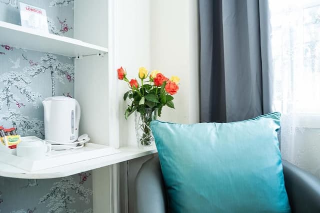 Standard Single with Private Facilities