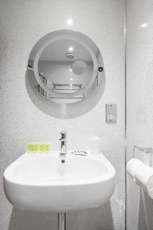 Standard Single with Private Facilities