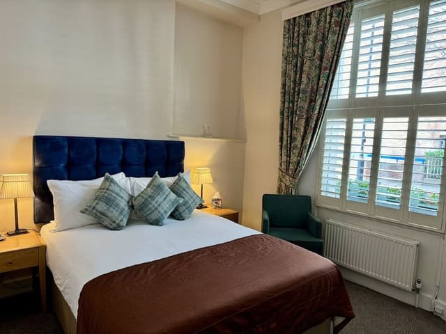 Standard Double Room, Ensuite