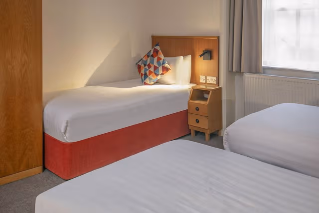 Standard Room, 3 Twin Beds, Non Smoking
