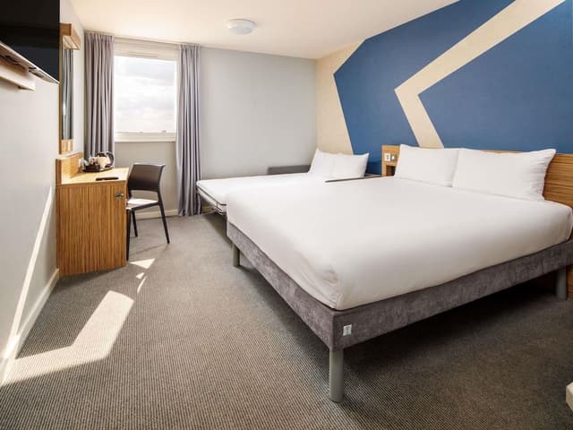 Standard Room, Multiple Beds