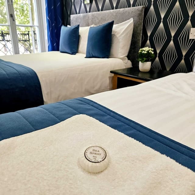Triple Room, Ensuite