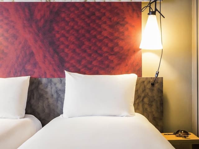 Twin Sweet Room by ibis