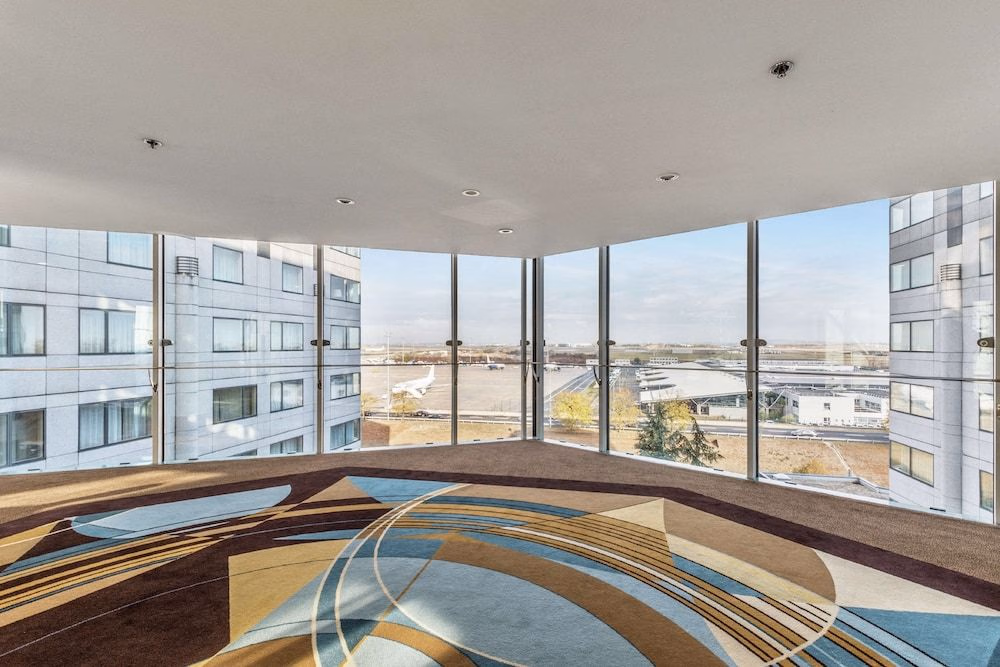 Hilton Paris Charles De Gaulle Airport4