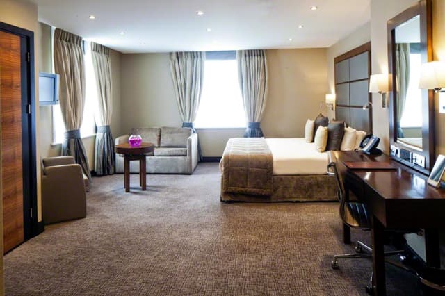 One Bed Apartment