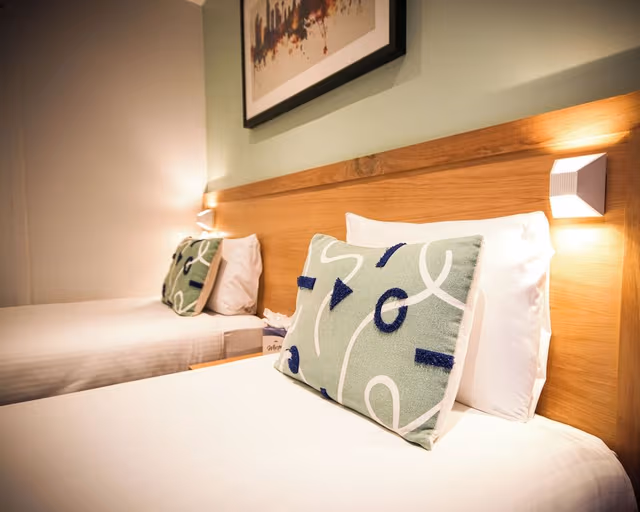 Standard Twin Room
