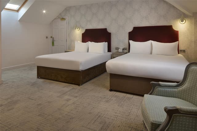 TWO DOUBLE BED GUEST ROOM