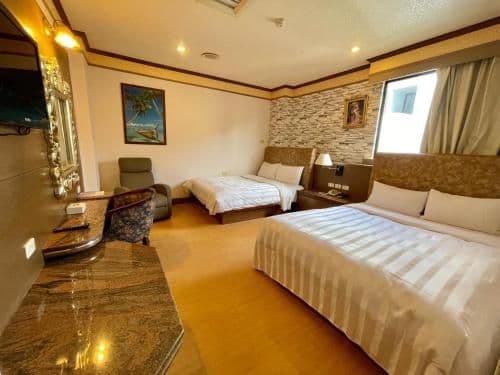 Standard Quadruple Room