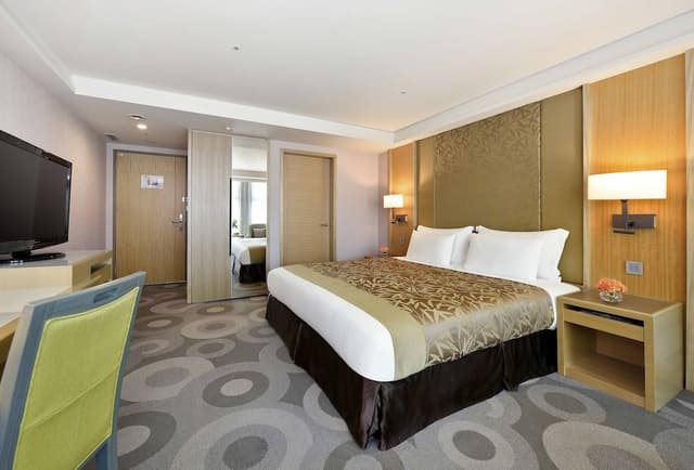 Superior Room, City View, Executive Level