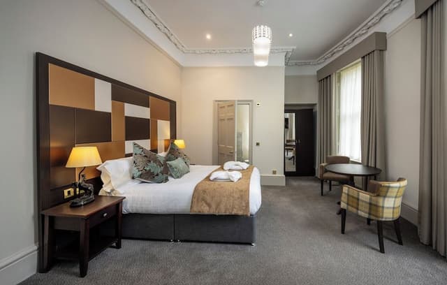 Double Room, 1 Double Bed