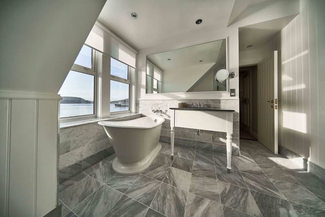 Bay View Junior Suite