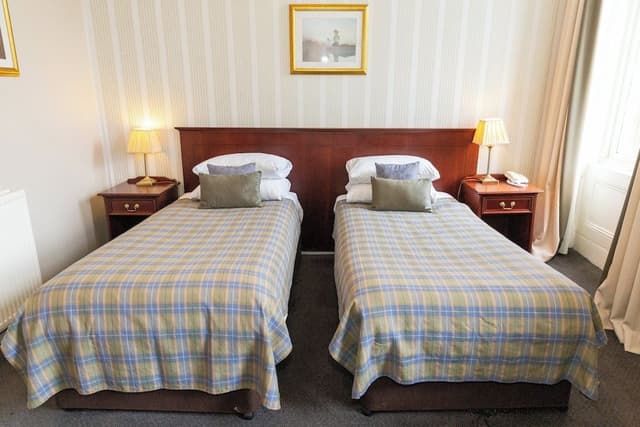 Superior Twin Room, Partial Sea View