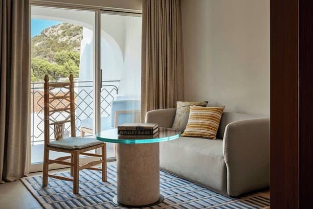 Studio Suite, 1 King Bed, Balcony