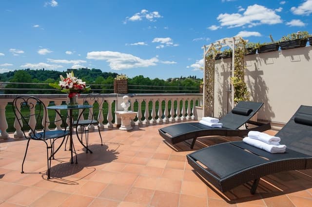 Suite, Terrace