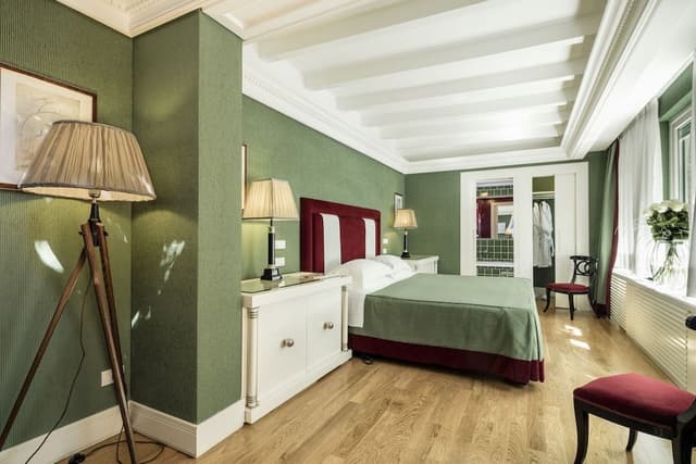 Suite (Garden)