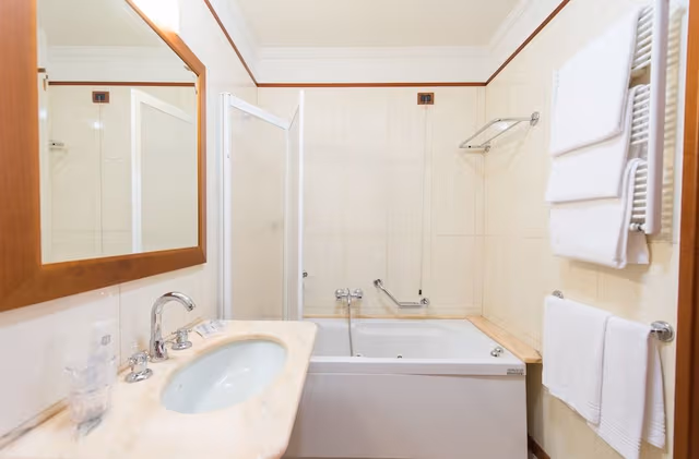 Standard Double Room, 2 Twin Beds