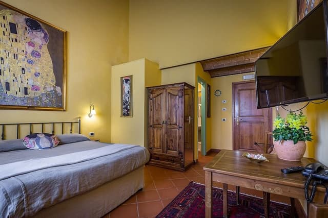Classic Double Room