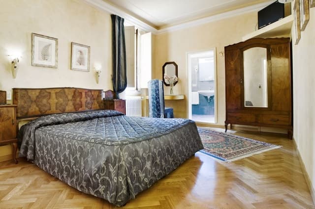 Classic Double Room