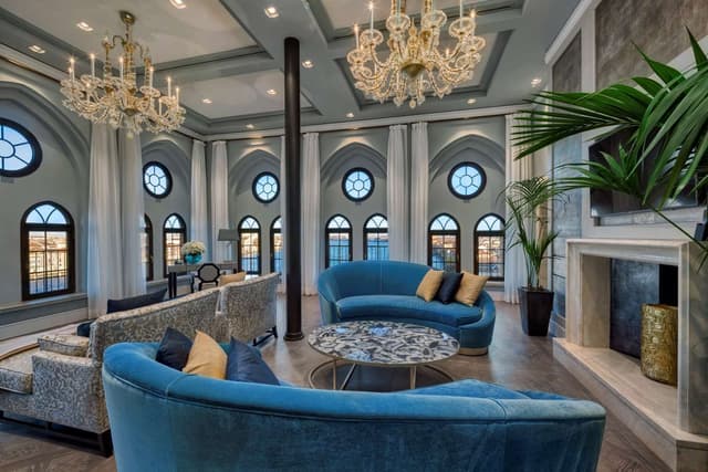 MOLINO PRESIDENTIAL SUITE