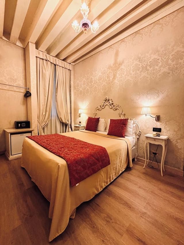 Classic Double or Twin Room