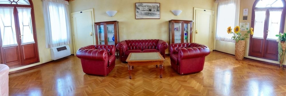 Hotel Riviera Dei Dogi0