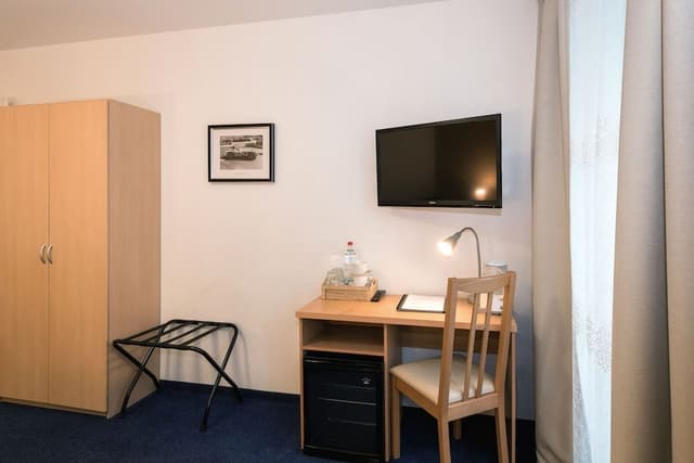 Double or Twin Room, Kitchenette