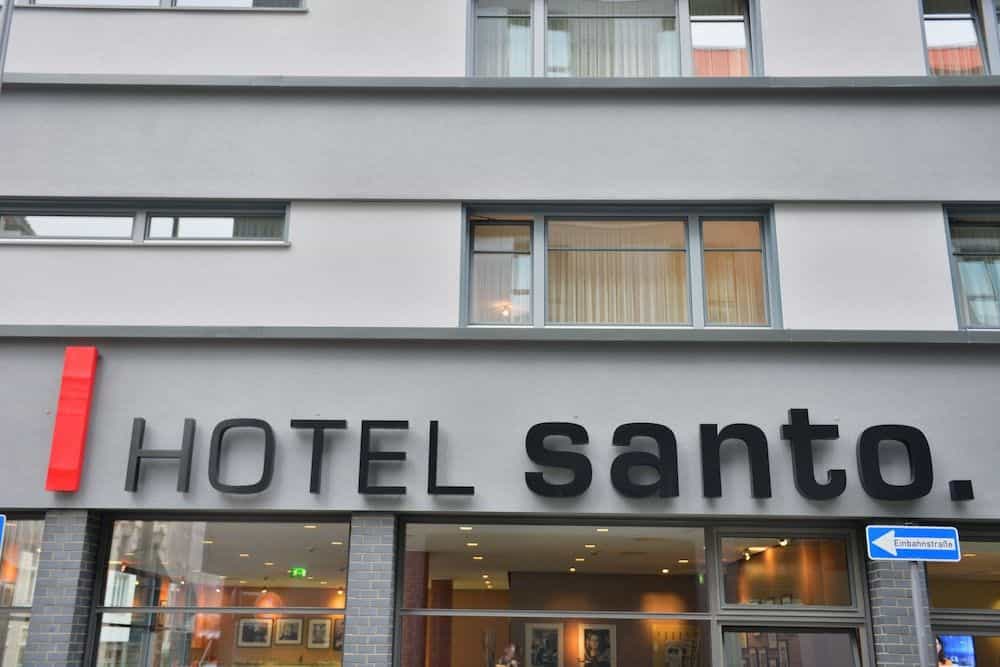 Santo Santo