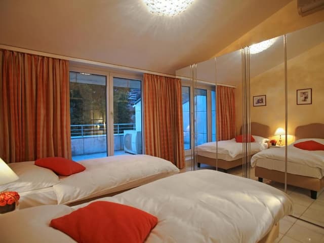 Premium Suite With Lake View