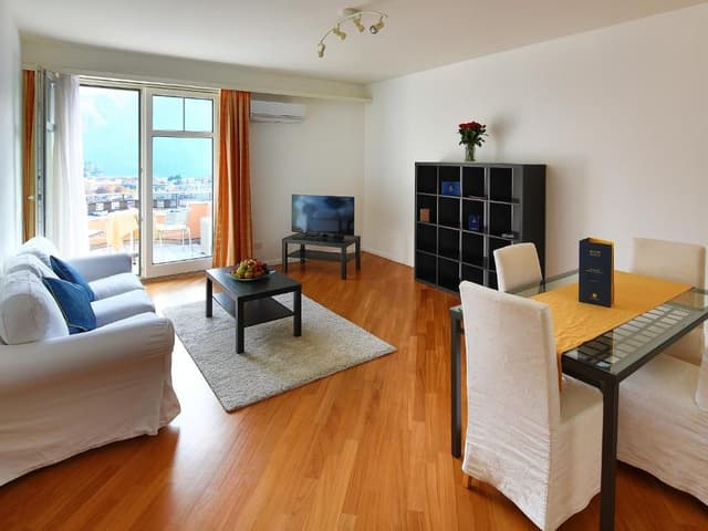 Premium Suite With Lake View