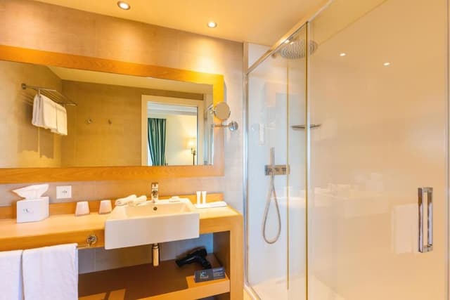 Exclusive Double Room with Lake View