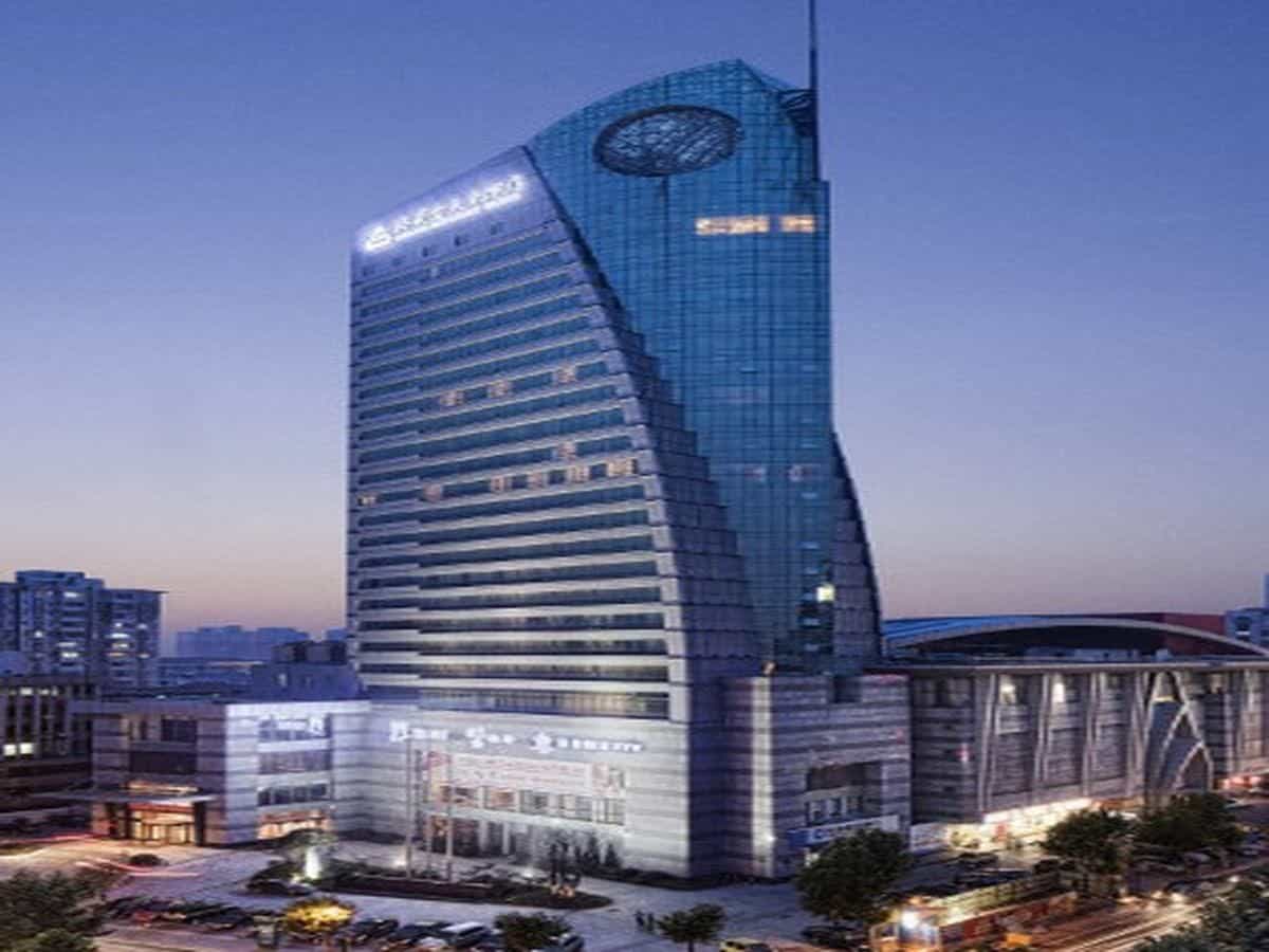 โรงแรมเยว่หยาง แกรนด์ สกายไลท์