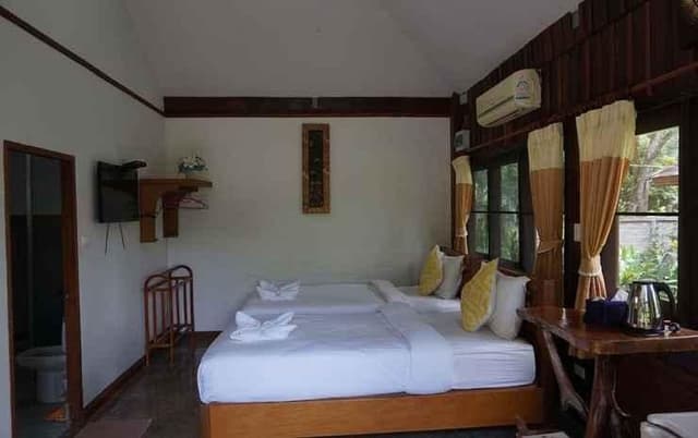 House 1 Double Or 2 Twin Beds