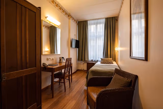 Classic Single Room