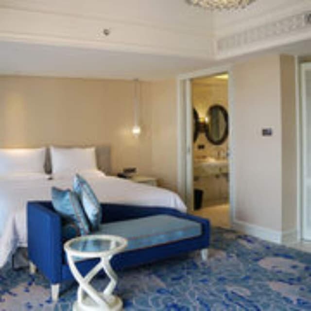 Garden View Room