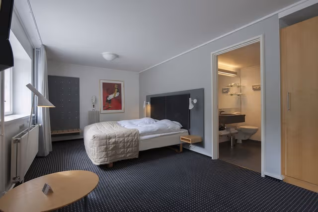 Double Room, Annex Building