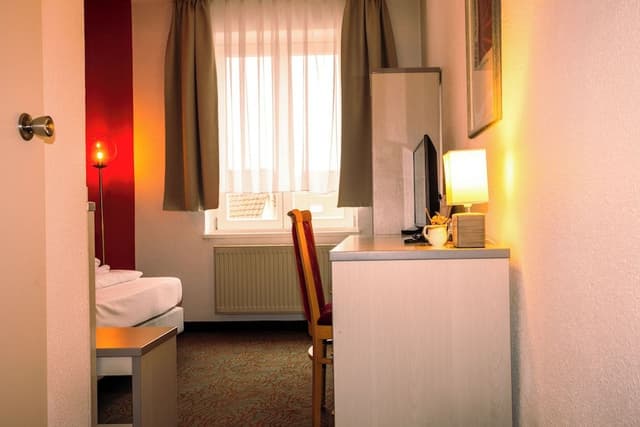 Classic Single Room