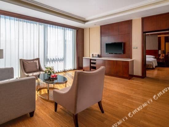 Premier Suite Room