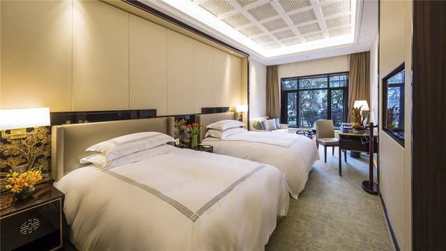 Deluxe Twin Bed Garden View