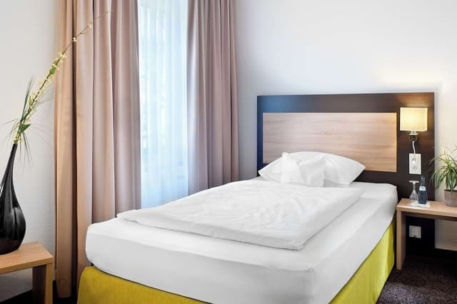 Comfort Room, 1 Twin Bed