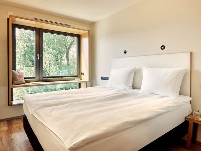Room, Courtyard View