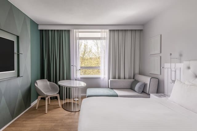 Deluxe Room, 1 King Bed